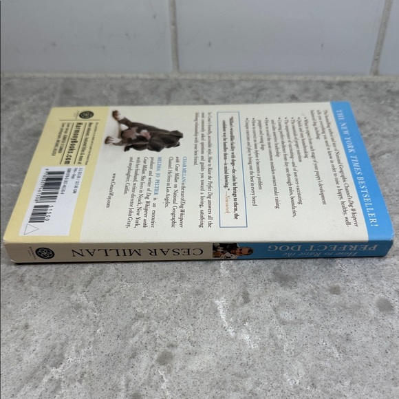 How to Raise the Perfect Dog by Cesar Millan - Blue Cover - Picture 3 of 6